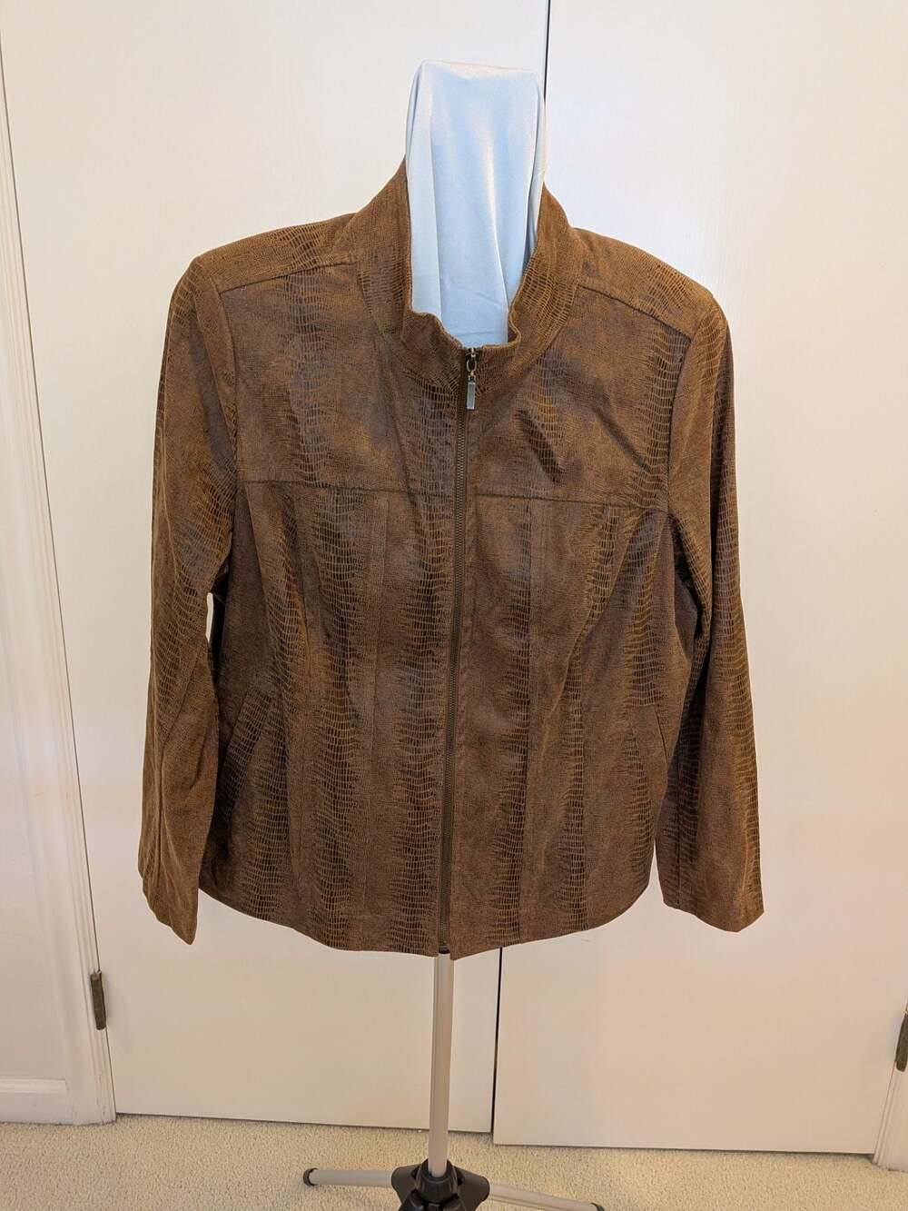 Lane Bryant Women's Brown Snake Skin Embossed Zip-Up Jacket Size 18/20W